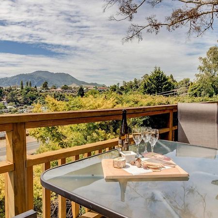 Treetop Hideaway - Taupo Holiday Home Exteriér fotografie